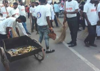 जन्माष्टमी पर समूचे मथुरा-वृंदावन में नगर निगम की टीमों ने किया विशेष सफाई कार्य, रोटरी क्लब का रहा सहयोग