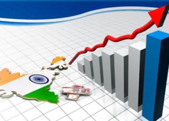 गिरती घरेलू बचत व बढ़ती महंगाई से त्रस्त अर्थव्यवस्था