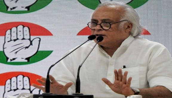 मोदी सरकार में अमीरों और मध्यम वर्ग के बीच खाई बढ़ी : कांग्रेस