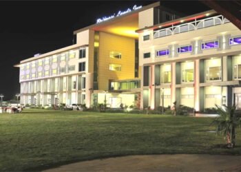 मथुरा के होटल बृजवासी लैण्ड्स-इन में हुई चोरी का खुलासा, तीन गिरफ्तार