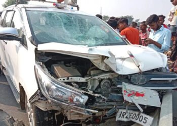 बिहारः DM की कार ने कई लोगों को रौंदा, मां-बेटी समेत 3 की मौत