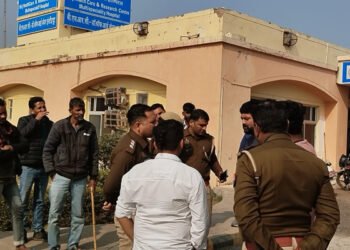 वृंदावन दर्शन करने आई युवती की गेस्ट हाउस में संदिग्ध अवस्था में मौत