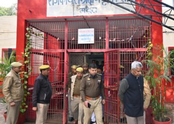 ब्रेकिंग न्यूज़: मथुरा में बच्चा जेल में निरुद्ध बाल अपचारी ने लगाई फांसी