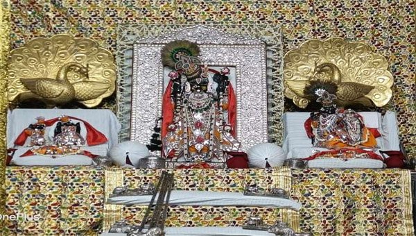 मथुरा के विश्व प्रसिद्ध श्री द्वारकाधीश मंदिर में रामनवमी से बदल जाएगा दर्शन का समय