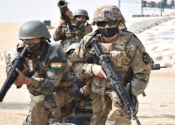 देश के बॉर्डर पर तैनात मथुरा के रहने वाले सैनिकों ने बड़ी संख्या में भेजे डाक मत पत्र