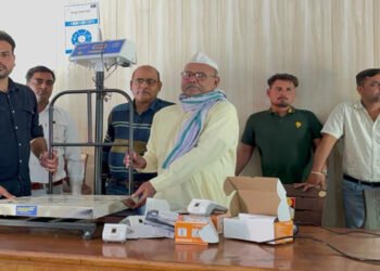 मथुरा में पॉश मशीनों से लिंक होंगे राशन डीलरों के नये इलेक्ट्रॉनिक कांटे, नहीं कर पाएंगे बेईमानी  