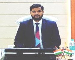 मथुरा में चुनाव ड्यूटी में लगे अनुपस्थित कर्मचारियों को प्रशासन ने दिया एक बार और ट्रेनिंग का अवसर