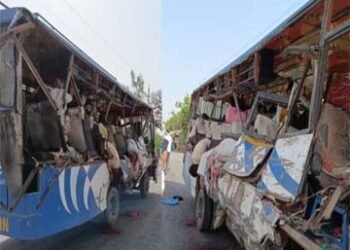 यूपी: उन्नाव में बस और ट्रक की आमने-सामने की टक्कर, छह लोगों की मौत, 20 घायल