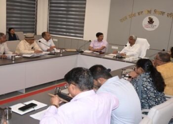 मथुरा के तीर्थ स्थलों पर यात्रियों की सुविधा के लिए ब्रज तीर्थ विकास परिषद बनाएगा सुन्दर भवन