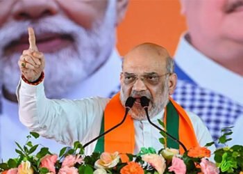 पीओके भारत का है, कांग्रेस परमाणु बम के डर से छोड़ना चाहती है अधिकार: अमित शाह