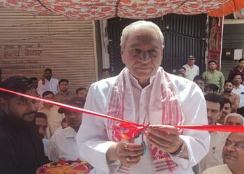 मथुरा में पहले हियरिंग क्लीनिक का कैबिनेट मंत्री ने किया उद्धाटन, कम सुनने वालो को नहीं जाना पड़ेगा दिल्ली मुंबई