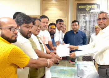 मैनपुरी में महाराणा प्रताप की प्रतिमा के अपमान के विरोध में मथुरा भाजपा पदाधिकारियों ने डीएम को सौंपा ज्ञापन