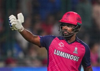 IPL 2024: संजू सैमसन को अंपायर से बहस करना पड़ा भारी , मैच फीस का 30 प्रतिशत जुर्माना लगा