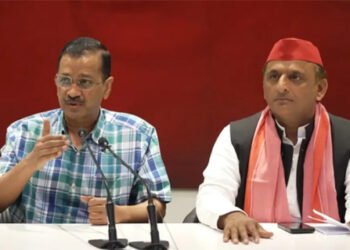 अखिलेश यादव और अरविंद केजरीवाल ने की प्रेस कॉन्फ्रेंस, बोले – भाजपा 140 सीटों से ज्यादा नहीं जीत पाएगी