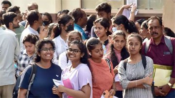 NEET-UG Exam: देश के 23.5 लाख विद्यार्थियों ने दी नीट-यूजी परीक्षा