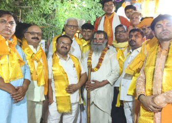 गिरिराज नगरी में धूमधाम से निकली भगवान परशुराम की शोभायात्रा