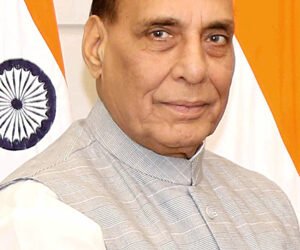 रक्षा मंत्री राजनाथ कल आएंगे मथुरा , योग के साथ करेंगे बिहारी जी के दर्शन