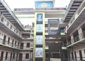 मथुरा की प्रसिद्ध अग्रवाल धर्मशाला में यात्री की मौत होने से सनसनी