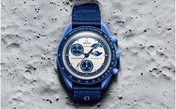 MISSION TO THE SUPER BLUE MOONPHASE Rubber Strap - For