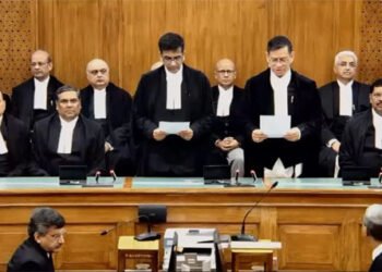 न्यायमूर्ति एन कोटिश्वर सिंह, न्यायमूर्ति आर महादेवन ने ली उच्चतम न्यायालय के न्यायाधीश पद की शपथ