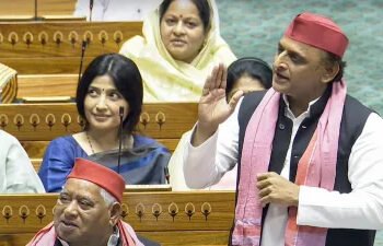 ‘अर्थव्यवस्था पर आंकड़े छुपा रही सरकार; अब मनमर्जी नहीं, जनमर्जी चलेगी’: अखिलेश यादव