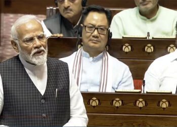 ‘हमारे 10 साल हुए, 20 अभी बाकी; इस भविष्यवाणी के लिए आपके मुंह में घी-शक्कर’, पीएम मोदी ने कसा तंज