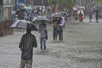 दिल्ली-NCR में सुबह हुई कहीं तेज-कहीं कम बरसात, पांच दिन 23 राज्यों के लिए अलर्ट