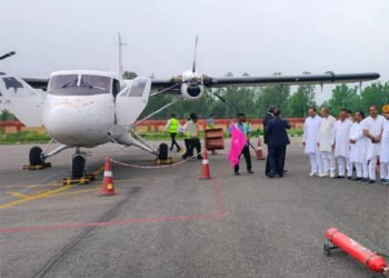 मुरादाबाद से लखनऊ के लिए हवाई सेवा शुरू, 19 यात्रियों को लेकर उड़ा विमान