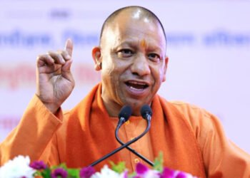 सीएम योगी की बड़ी पहल, खेतों से सिल्ट हटाने के लिए किसानों को दी गई सहायता राशि