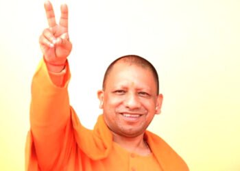 उत्तर प्रदेश में सीएम योगी ने बनाया नया रिकॉर्ड, अखिलेश, मुलायम और मायावती छोड़ा पीछे
