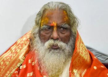 सोशल मीडिया पर महंत नृत्य गोपाल दास जी के स्वर्गवास होने की झूठी खबर फैली