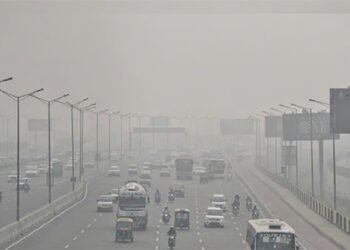 Delhi-NCR में बढ़ता जा रहा है प्रदूषण, दिल्ली सरकार ने बुलाई हाई लेवल बैठक, ग्रैप लागू