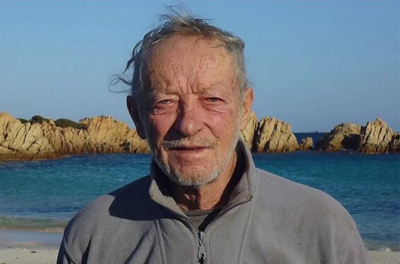 वीरान द्वीप पर 30 साल अकेले रहने वाले शख्स की मौत, सरकार जबरन वापस लाई थी घर