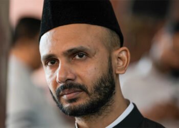 संभल : बैगर नक्शा के घर निर्माण मामले में सांसद जियाउर्रहमान बर्क को 16 जनवरी तक देना होगा जवाब