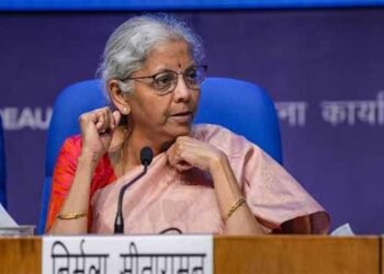 Union Budget 2025: सरकार बजट सत्र में पेश कर सकती है नया आयकर विधेयक