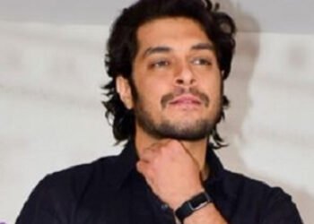 जुनैद को पसंद है रिक्शे की सवारी, बताया बैग में रखते हैं क्या-क्या?