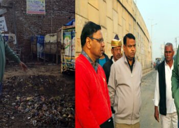 डीएम मथुरा ने नगर पंचायत, नगर पालिका का किया औचक निरीक्षण : कूड़े के ढेर देखक ईओ को लगाई फटकार