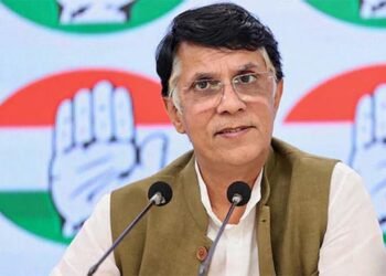 भूपेश बघेल के आवास पर ईडी की छापेमारी को लेकर पवन खेड़ा ने भाजपा को घेरा, कहा- ‘ध्यान भटाकने का षड्यंत्र’