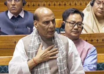 राजनाथ सिंह ने विपक्ष के आरोपों पर दिया जवाब, ‘भारत ने किसी के दबाव में नहीं रोका ऑपरेशन सिंदूर’