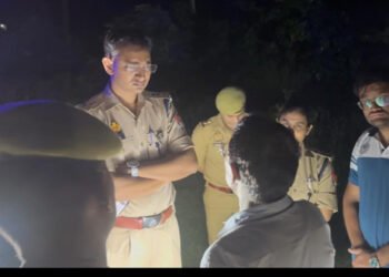 मथुरा में बड़ी लूट, हाईवे पर बदमाशों ने 90 लाख रुपए की चांदी की रखिया लूटी