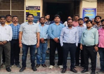 यूपी में बिजली निजीकरण के विरोध में प्रांत व्यापी प्रदर्शन हुआ तेज, मथुरा में हुई जमकर नारेबाजी