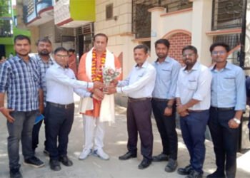 कृष्णा नगर में पीएनजी टॉरेंट गैस कनेक्शन का पार्षद ने किया लोकार्पण