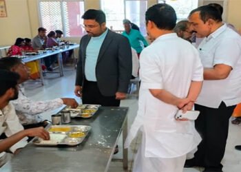 अन्नपूर्णा और टीएफसी की व्यवस्थाओं का ब्रज तीर्थ विकास परिषद सीईओ ने किया निरीक्षण, सुधार के दिए निर्देश