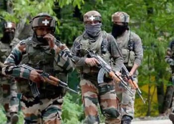 जम्मू-कश्मीर के कुपवाड़ा में घुसपैठ की कोशिश नाकाम, सुरक्षाबलों ने मुठभेड़ में मार गिराए 2 आतंकी
