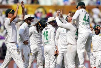 दक्षिण अफ्रीका ने पहले टेस्ट मैच में भारत को 30 रन से हराया