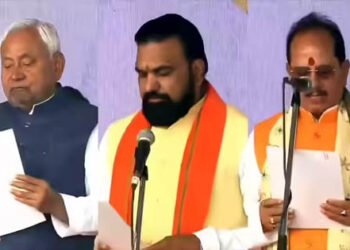 नीतीश बने 10वीं बार बिहार के मुख्यमंत्री ,  सम्राट चौधरी-विजय सिन्हा डिप्टी सीएम