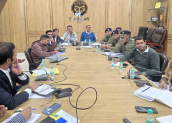 मथुरा वृंदावन की दमतोड़ चुकी ट्रैफिक व्यवस्था को बेहतर बनाने के लिए डीएम-एसएसपी ने कसी कमर