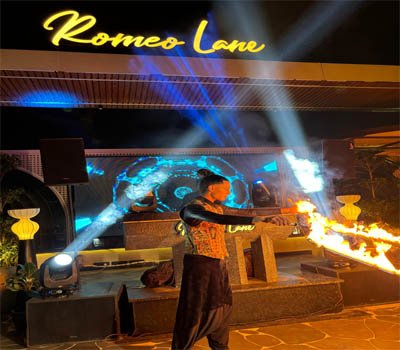 अंतर्राष्ट्रीय रेस्टोरेंट बार चेन रोमियो लेन का मथुरा में हुआ उद्घाटन