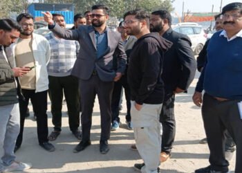 यमुना किनारे कचरा निस्तारण पर निगम गंभीर , गऊ घाट इलाके में बनाया जायेगा स्वच्छता व्यवस्था को सुदृढ़: जग प्रवेश